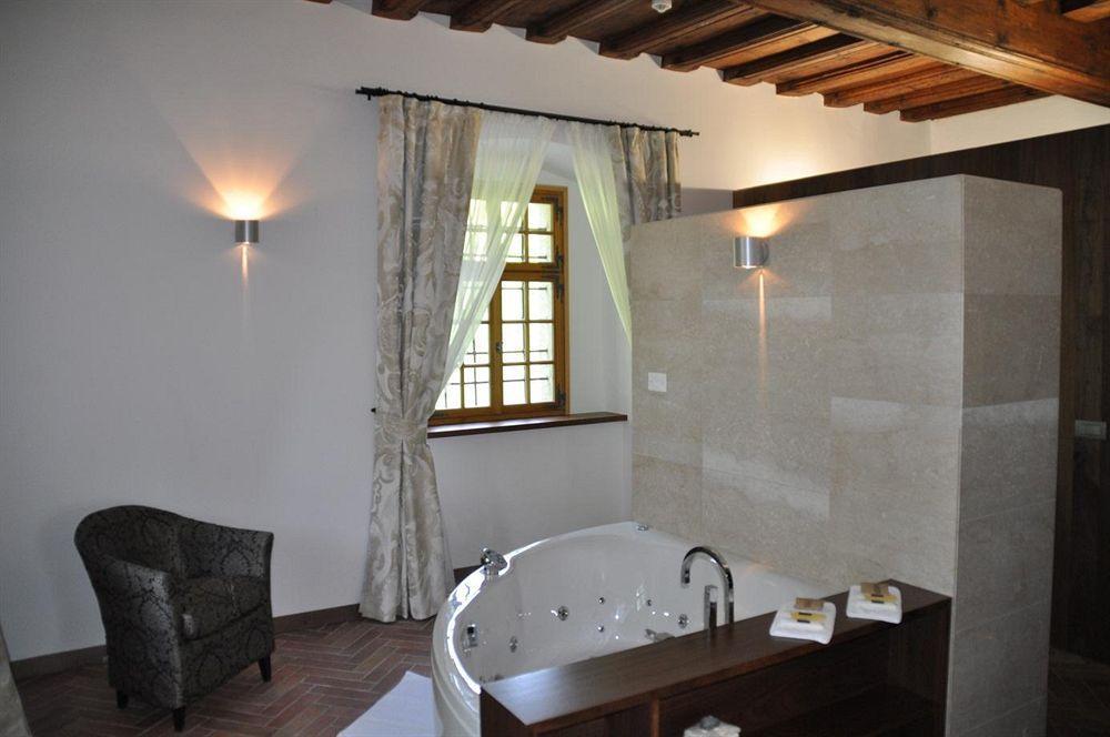 Lambergh Chateau & Hotel Dvorska Vas 外观 照片