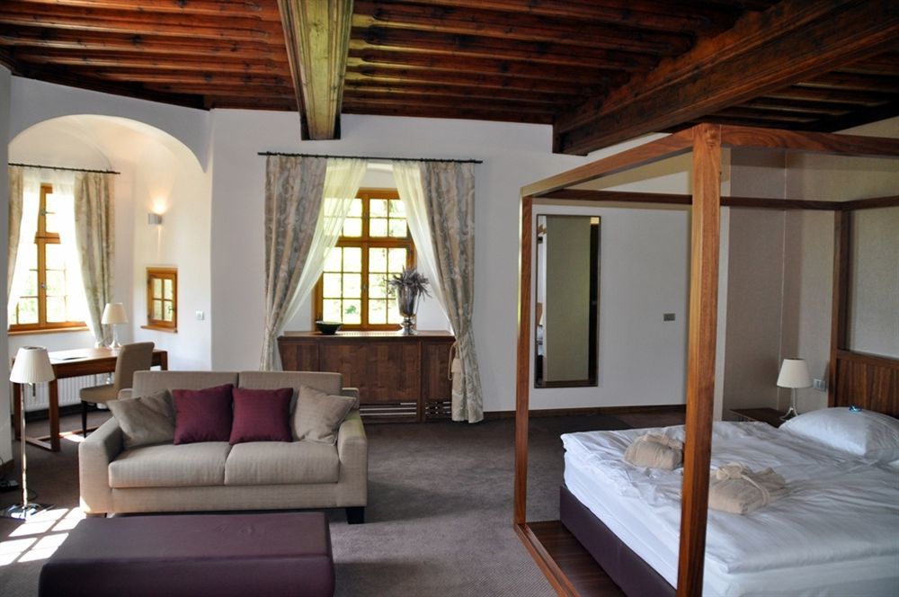 Lambergh Chateau & Hotel Dvorska Vas 外观 照片